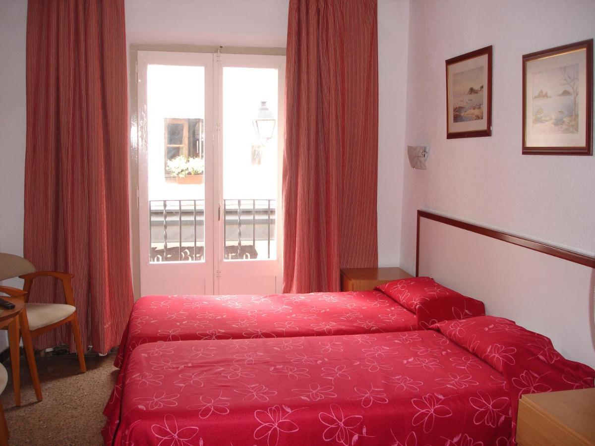 Maria Rosa Hotel Tossa de Mar Zewnętrze zdjęcie